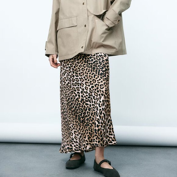 H & M LONG LEOPARD PRINT SKIRT - SILKY SOFT - XXL - BNT - Picture 3 of 6